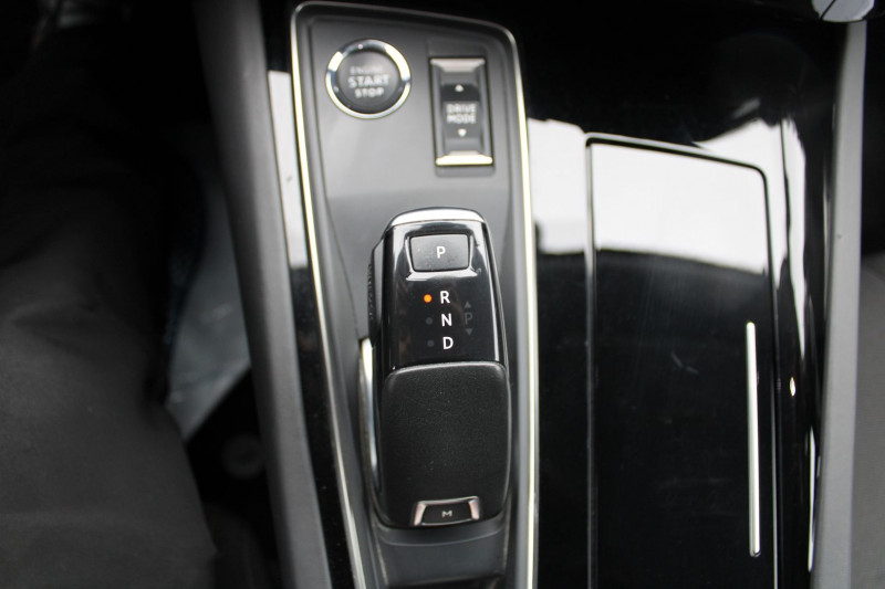 Photo 16 de l'offre de PEUGEOT 508 III SW BUSINESS HDI 130 CV GPS 3D I-COKPIT JA 16 BLUETOOTH RÃGULATEUR BOITE AUTO EAT-8 à 17990€ chez Bougel transactions