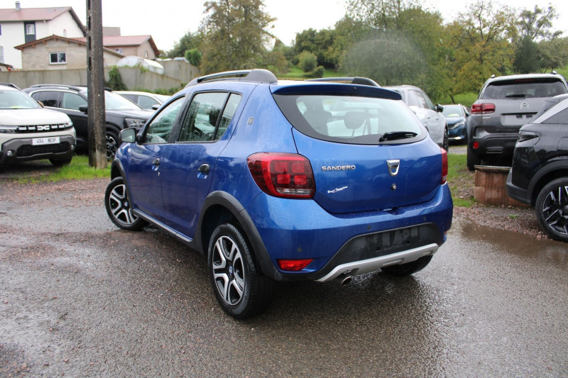 Photo 3 de l'offre de DACIA SANDERO III STEPWAY 95 CV DCI ANNIVERSAIRE CAMÃRA GPS USB CLIM AUTO ABS BLUETOOTH RÃGULATEUR à 12390€ chez Bougel transactions