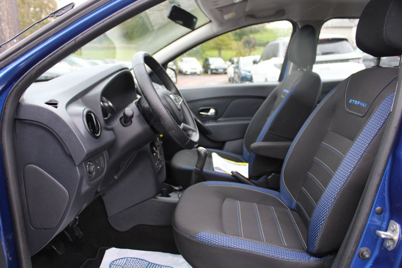 Photo 8 de l'offre de DACIA SANDERO III STEPWAY 95 CV DCI ANNIVERSAIRE CAMÃRA GPS USB CLIM AUTO ABS BLUETOOTH RÃGULATEUR à 12390€ chez Bougel transactions