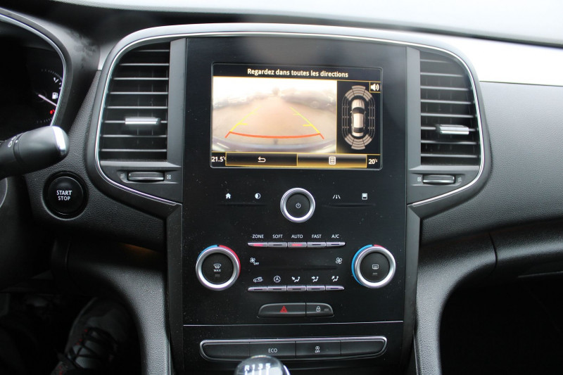 Photo 14 de l'offre de RENAULT TALISMAN 1L6 DCI 130 CV ENERGY ZEN GPS 3D CAMÃRA USB JA 17 ATTELAGE RÃGULATEUR BLUETOOTH à 9990€ chez Bougel transactions