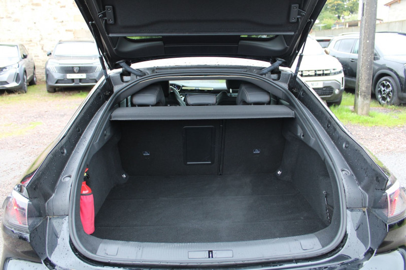 Photo 6 de l'offre de PEUGEOT 508 III GT-LINE 2L HDI 180 CV GPS 3D CAMÃRA USB JA 18 I-COKPIT FULL LED BOITE AUTO EAT-8 à 21990€ chez Bougel transactions