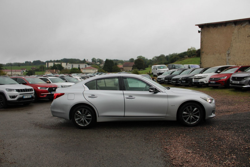 Photo 5 de l'offre de INFINITI Q50 EXECUTIVE 2L2 D 170 CV GPS 3D FULL LED USB JA 17 BLUETOOTH RÃGULATEUR BOITE AUTO à 14900€ chez Bougel transactions