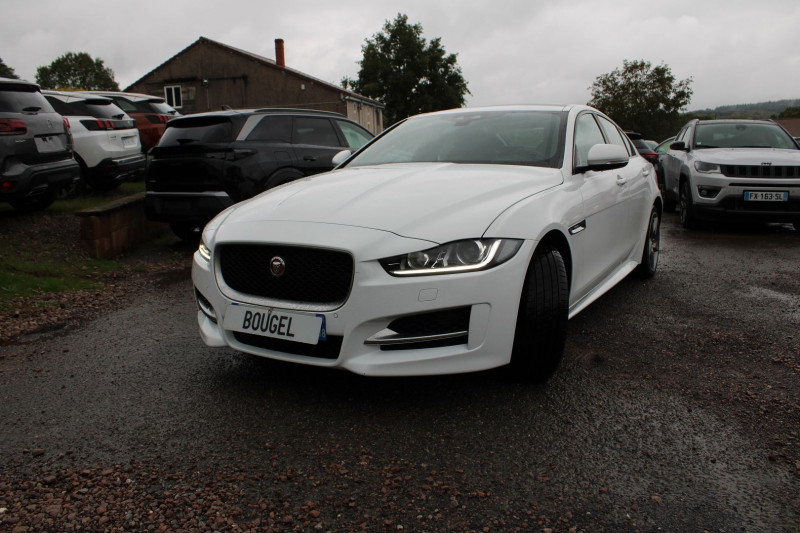 Photo 4 de l'offre de JAGUAR XE 2.0D 180CH R-SPORT à 16500€ chez Bougel transactions