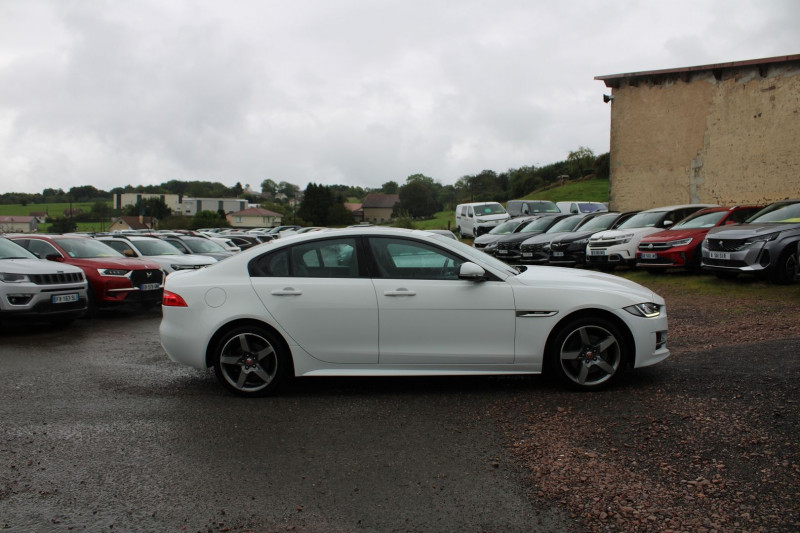 Photo 5 de l'offre de JAGUAR XE 2.0D 180CH R-SPORT à 16500€ chez Bougel transactions