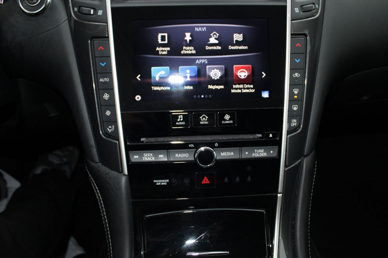 Photo 18 de l'offre de INFINITI Q50 EXECUTIVE 2L2 D 170 CV GPS 3D FULL LED USB JA 17 BLUETOOTH RÃGULATEUR BOITE AUTO à 14900€ chez Bougel transactions