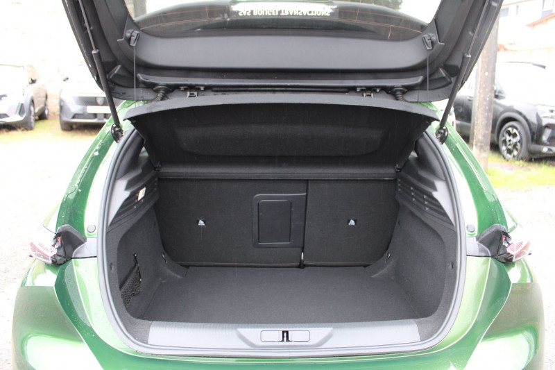 Photo 6 de l'offre de PEUGEOT 308 PHASE 4 BLUE HDI 130 CV GT GPS 3D CAMÃRA RE USB JA 18 FULL LED I-COKPIT BOITE AUTO EAT-8 à 24990€ chez Bougel transactions