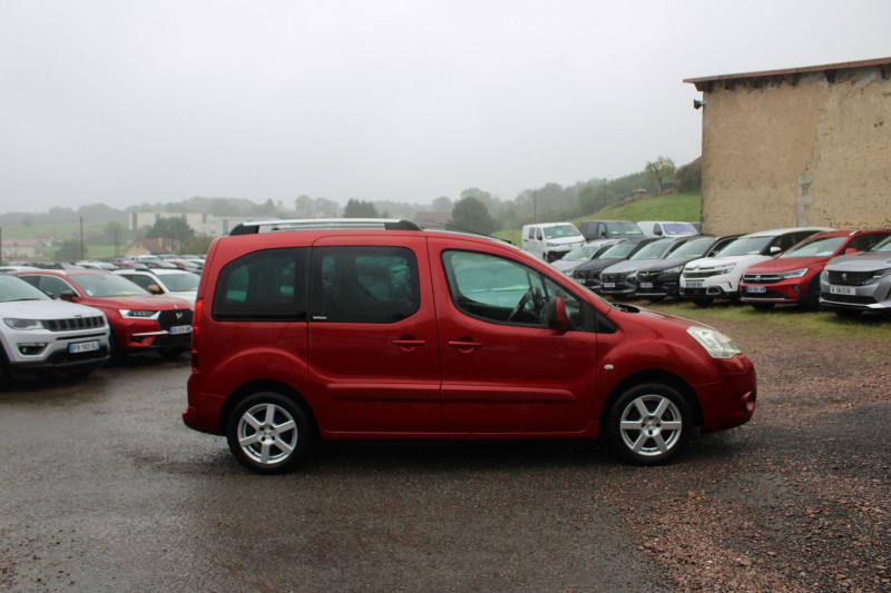Photo 5 de l'offre de CITROEN BERLINGO III MULTISPACE 1L6 HDI 110 CV DIESEL RÃGULATEUR CLIM AUTO ABS JANTES ALU  MODUTOP à 10900€ chez Bougel transactions