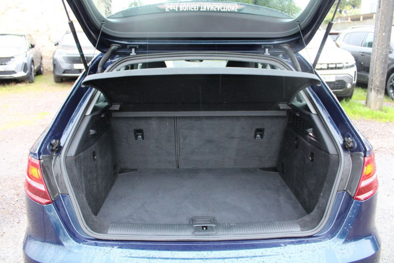 Photo 6 de l'offre de AUDI A3 SPORTBACK 2L TDI 150 AMBITION GPS 3D XÃNON+LEDS CLIM USB JA 17 RADAR BLUETOOTH RÃGULATEUR à 11990€ chez Bougel transactions