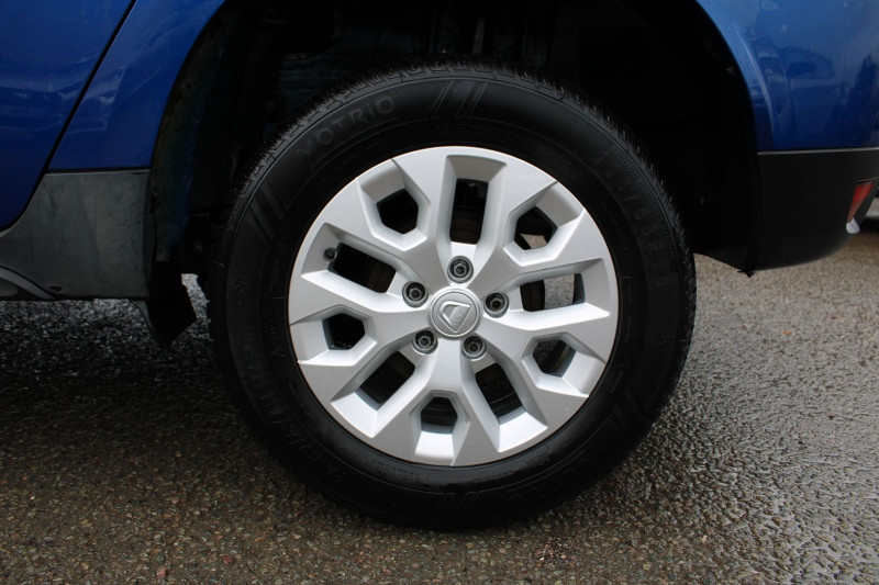 Photo 8 de l'offre de DACIA DUSTER III 1L5 BLUEDCI 115 CONFORT BOITE 6V CAMÃRA GPS 3D USB BLUETOOTH RÃGULATEUR CLIM ABS à 15200€ chez Bougel transactions