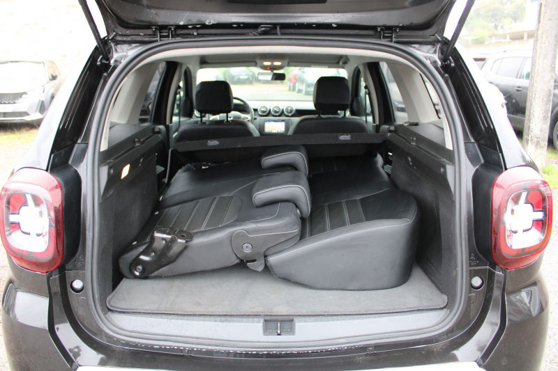 Photo 6 de l'offre de DACIA DUSTER 4 PRESTIGE BLUE DCI 115 CV "4X4" GPS 3D CAMÃRA 360Â° USB JA 17 ATTELAGE RÃGULATEUR à 19990€ chez Bougel transactions