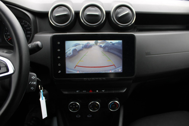 Photo 14 de l'offre de DACIA DUSTER III 1L5 BLUEDCI 115 CONFORT BOITE 6V CAMÃRA GPS 3D USB BLUETOOTH RÃGULATEUR CLIM ABS à 15200€ chez Bougel transactions