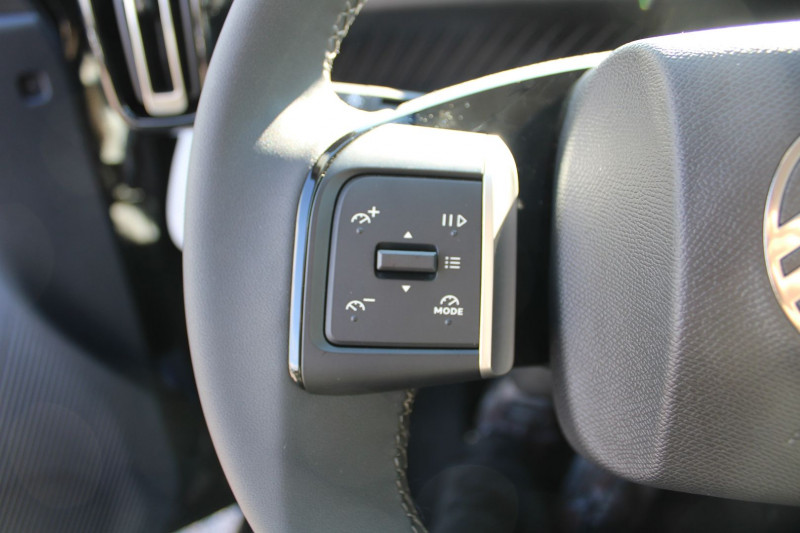 Photo 13 de l'offre de CITROEN C3 PHASE 5 MAX 100 CV ESSENCE GPS 3D CAMÃRA CLIM MP3 USB JA 17 I-COKPIT FULL LED RÃGULATEUR à 19990€ chez Bougel transactions