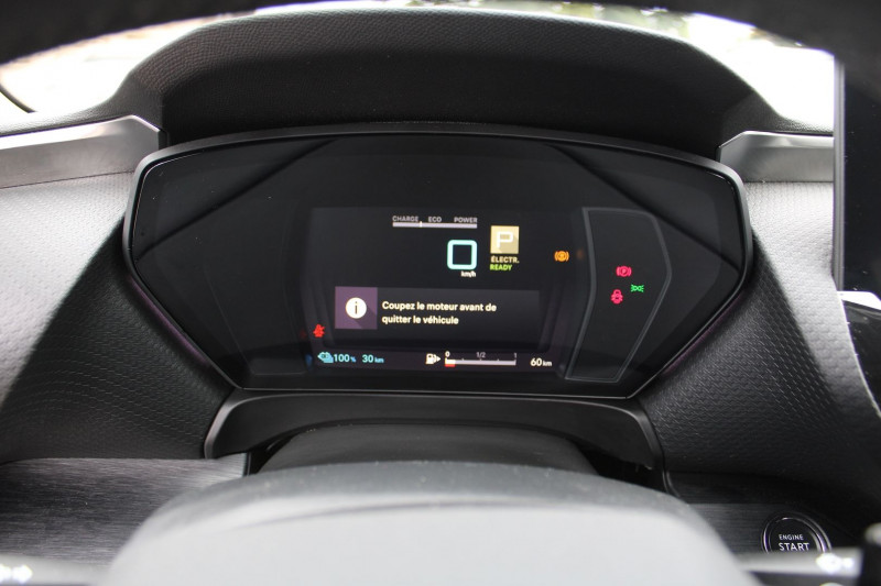 Photo 14 de l'offre de CITROEN C5 X HYBRID ETENSE 225CV SHINE RECHARGEABLE EAT8 BOITE AUTO CAMÃRA CUIR FULL LEDS ABS à 25990€ chez Bougel transactions
