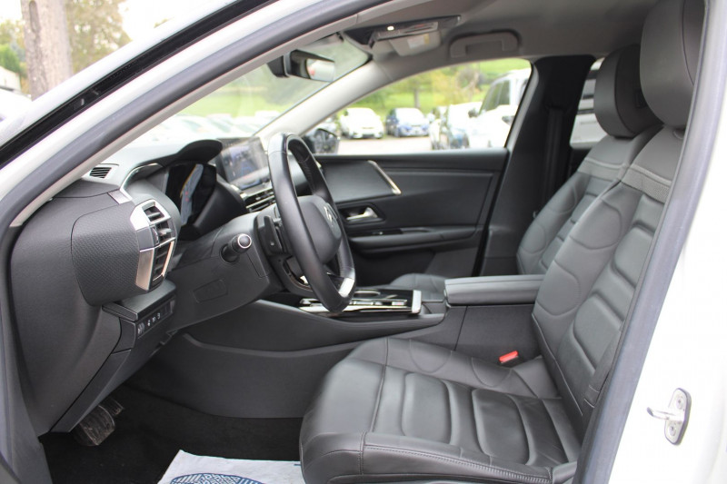 Photo 8 de l'offre de CITROEN C5 X HYBRID ETENSE 225CV SHINE RECHARGEABLE EAT8 BOITE AUTO CAMÃRA CUIR FULL LEDS ABS à 25990€ chez Bougel transactions