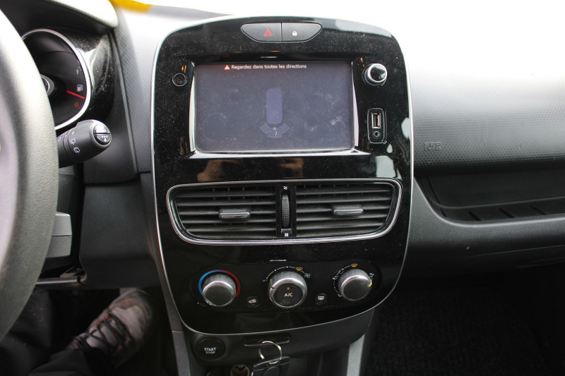Photo 9 de l'offre de RENAULT CLIO 4 AFFAIRE 1L5 DCI AIR GPS MEDIANAV CLIM AUDIO MP3 USB RADAR BLUETOOTH RÃGULATEUR à 8990€ chez Bougel transactions