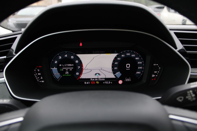 Photo 15 de l'offre de AUDI Q3 SPORTBACK BUSINESS LINE 35 TFSI 150 CV GPS 3D CAMÃRA USB JA 18 PK HIVER FULL LED TOIT PANO à 29990€ chez Bougel transactions