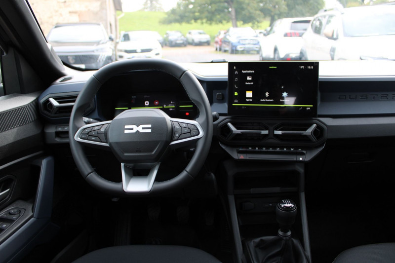 Photo 11 de l'offre de DACIA DUSTER VI EXPRESSION TCE 130 CV "4X4" GPS CARPLAY CAMÃRA AUDIO USB JA 17 I-COKPIT FULL LED à 25990€ chez Bougel transactions