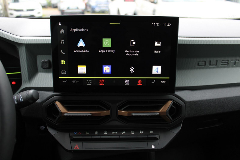 Photo 16 de l'offre de DACIA DUSTER VI EXTREME 140 CV HYBRIDE GPS 3D JA 18 CAMÃRA 360Â° USB I-COKPIT FULL LED BOITE AUTO à 27990€ chez Bougel transactions
