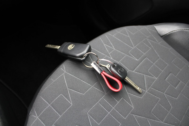 Photo 14 de l'offre de TOYOTA AYGO 1.0 VVT-I 72CH X-NIGHT 5P MY21 à 12500€ chez Bougel transactions