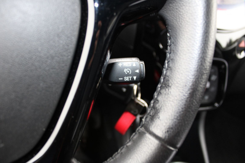 Photo 13 de l'offre de TOYOTA AYGO 1.0 VVT-I 72CH X-NIGHT 5P MY21 à 12500€ chez Bougel transactions