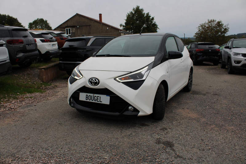 Photo 4 de l'offre de TOYOTA AYGO 1.0 VVT-I 72CH X-NIGHT 5P MY21 à 12500€ chez Bougel transactions