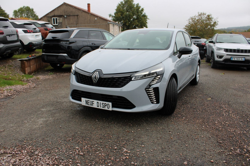 Photo 4 de l'offre de RENAULT CLIO VI BLUE DCI 100 CV EVOLUTION GPS CARPLAY CAMÃRA I-COKPIT USB BLUETOOTH RÃGULATEUR à 20900€ chez Bougel transactions
