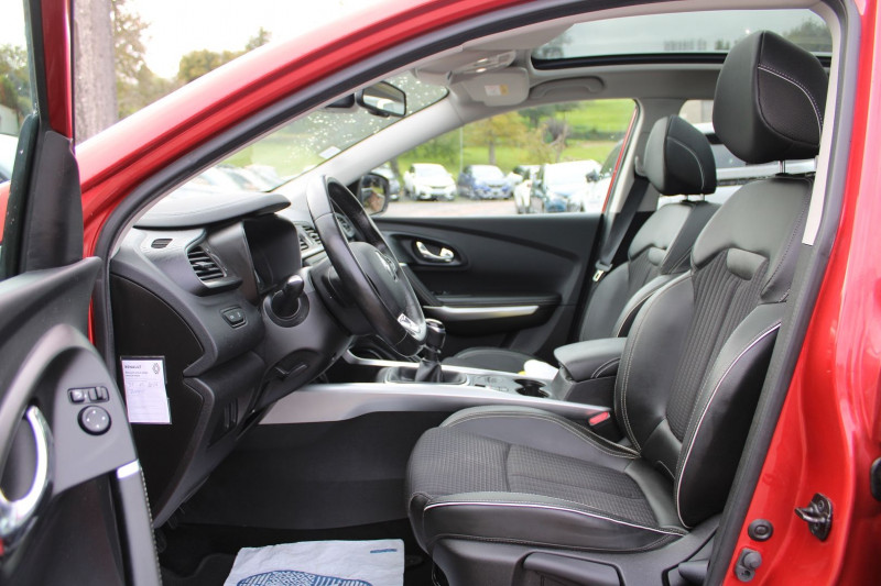 Photo 9 de l'offre de RENAULT KADJAR DCI 110 CV INTENSE BOSE CAMÃRA GPS USB CUIR RÃGULATEUR BLUETOOTH TOIT PANO  BV.6 à 14900€ chez Bougel transactions