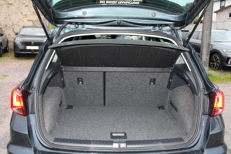 Photo 7 de l'offre de SEAT ARONA II MOVE TSI 110 CV GPS 3D CAMÃRA USB JA 16 I-COKPIT FULL LED PACK HIVER RÃGULATEUR à 16990€ chez Bougel transactions