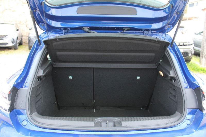 Photo 6 de l'offre de RENAULT CLIO VI EVOLUTION DIESEL BLUEDCI 100 CV BOITE 6V CAMÃRA USB GPS LINK BLUETOOTH FULL LEDS à 20900€ chez Bougel transactions