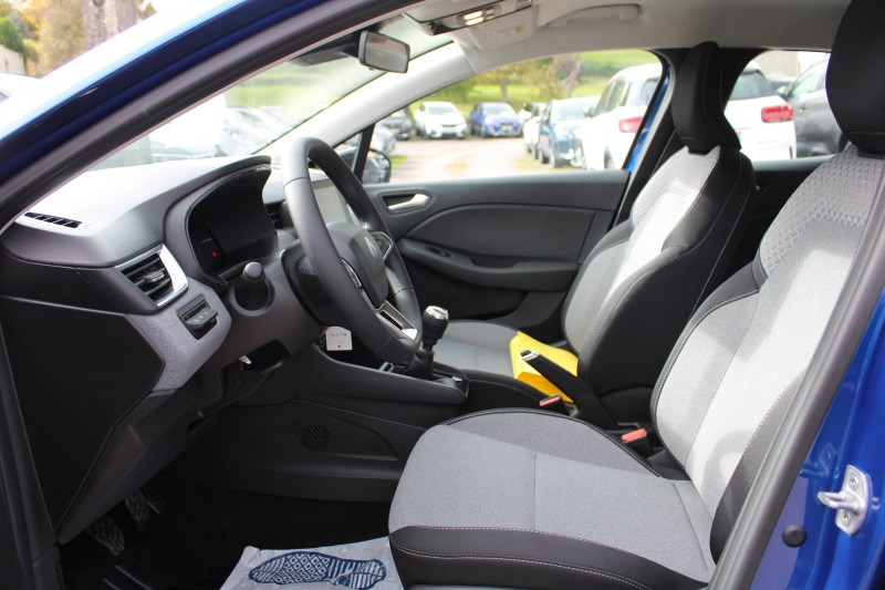 Photo 7 de l'offre de RENAULT CLIO VI EVOLUTION DIESEL BLUEDCI 100 CV BOITE 6V CAMÃRA USB GPS LINK BLUETOOTH FULL LEDS à 20900€ chez Bougel transactions