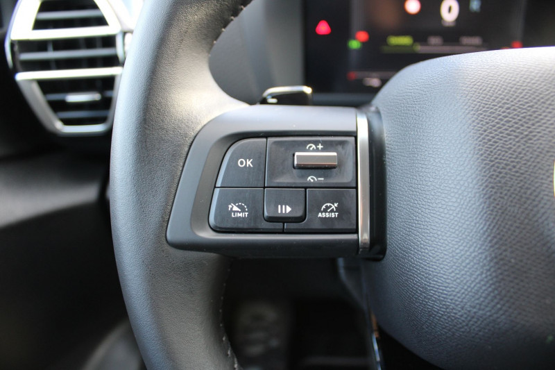 Photo 15 de l'offre de CITROEN C4 PHASE 5 COLLECTION HYBRIDE 145 CV GPS 3D CAMÃRA JA 18 I-COKPIT FULL LED BOITE AUTO DCS-6 à 23990€ chez Bougel transactions