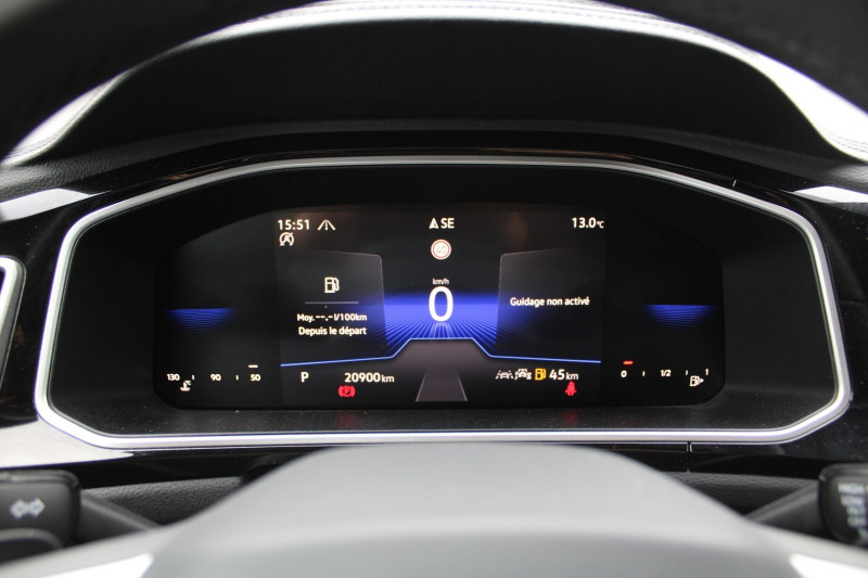 Photo 14 de l'offre de VOLKSWAGEN T-ROC 2L TDI 150 CV R-LINE GPS 3D CAMÃRA FULL LED ATTELAGE I-COKPIT USB BOITE AUTO DSG à 33900€ chez Bougel transactions