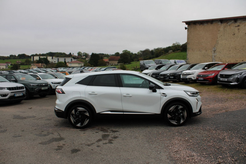 Photo 5 de l'offre de RENAULT SYMBIOZ I-CONIC 145 CV HYBRIDE GPS 3D CAMÃRA FULL LED USB PK ASSIST I-COKPIT BOITE AUTO à 30990€ chez Bougel transactions