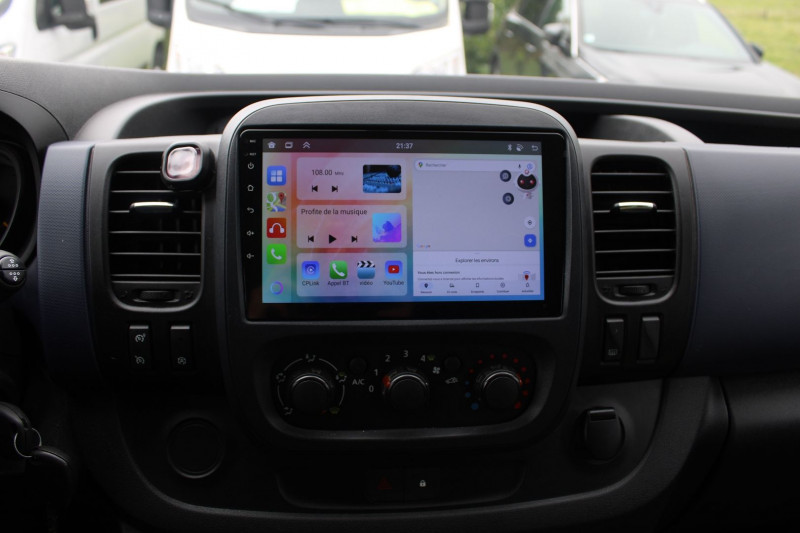 Photo 11 de l'offre de OPEL VIVARO COMBI 1L6 CDTI DIESEL 9 PLACES CAMÃRA GPS USB BLUETOOTH ABS RÃGULATEUR ATTELAGE CLIMAT à 19500€ chez Bougel transactions