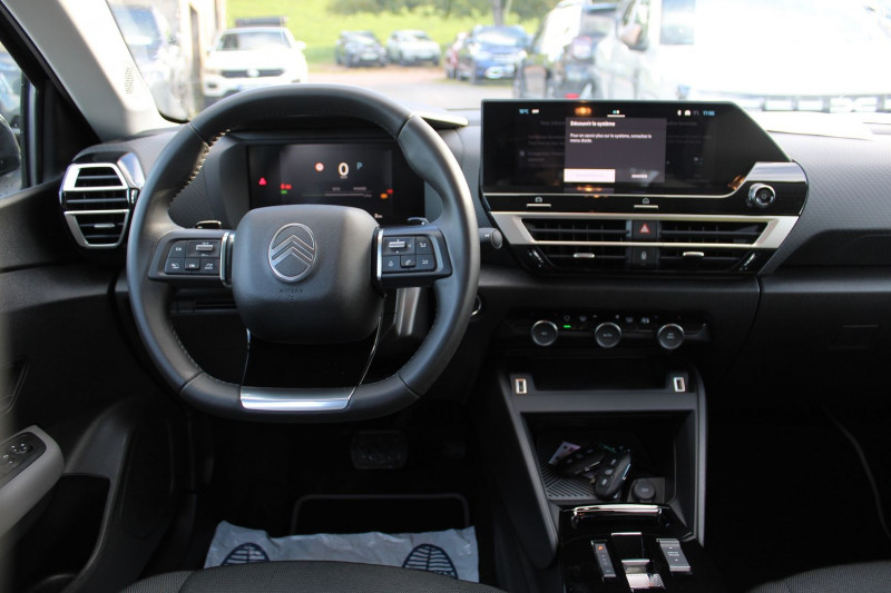 Photo 10 de l'offre de CITROEN C4 PHASE 5 COLLECTION HYBRIDE 145 CV GPS 3D CAMÃRA JA 18 I-COKPIT FULL LED BOITE AUTO DCS-6 à 23990€ chez Bougel transactions
