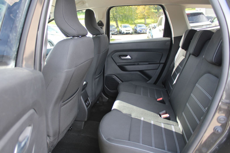 Photo 11 de l'offre de DACIA DUSTER 4 BLUE DCI 115 CV PRESTIGE "4X4" GPS 3D CAMÃRA 360Â° FULL LED RE USB JA 17 ATTELAGE à 22990€ chez Bougel transactions