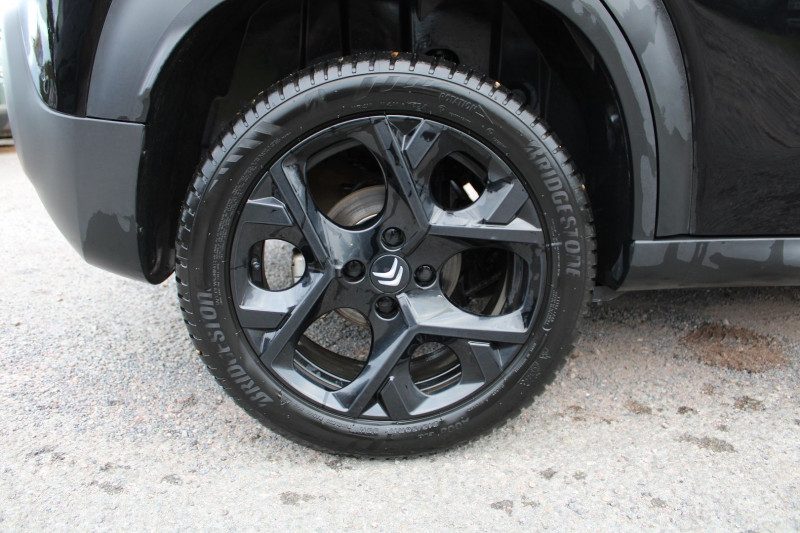 Photo 7 de l'offre de CITROEN C3 AIRCROSS II ESSENCE 110 SHINE MAX CAMÃRA GPS 3D CLIM AUTO GRIPP CONTROL JANTES ALU  USB  BV6 à 15400€ chez Bougel transactions