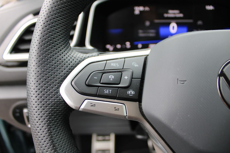Photo 11 de l'offre de VOLKSWAGEN T-ROC 2L TDI 150 CV R-LINE GPS 3D CAMÃRA FULL LED ATTELAGE I-COKPIT USB BOITE AUTO DSG à 33900€ chez Bougel transactions