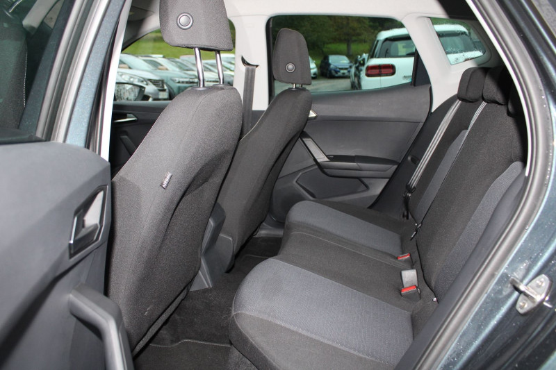 Photo 10 de l'offre de SEAT ARONA II MOVE TSI 110 CV GPS 3D CAMÃRA USB JA 16 I-COKPIT FULL LED PACK HIVER RÃGULATEUR à 16990€ chez Bougel transactions