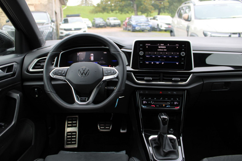 Photo 10 de l'offre de VOLKSWAGEN T-ROC 2L TDI 150 CV R-LINE GPS 3D CAMÃRA FULL LED ATTELAGE I-COKPIT USB BOITE AUTO DSG à 33900€ chez Bougel transactions