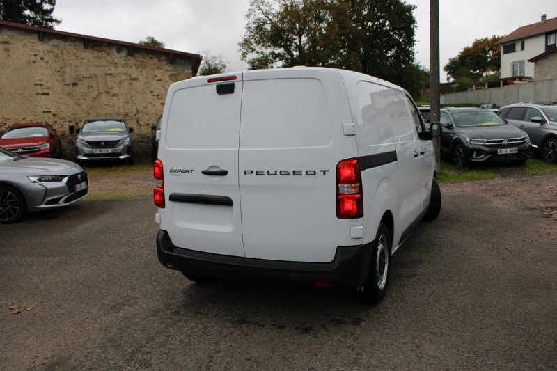 Photo 2 de l'offre de PEUGEOT EXPERT FG 1L5 BLUEHDI 120 DIESEL BOITE 6V GPS 3D USB RÃGULATEUR BLUETOOTH CAMÃRA DOUBLE à 26900€ chez Bougel transactions