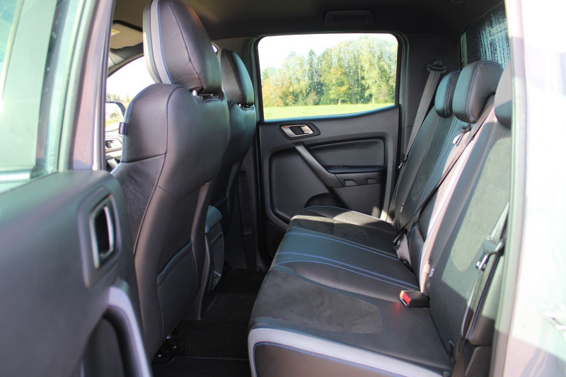 Photo 10 de l'offre de FORD RANGER RAPTOR TDCI PERFORMANCE 213 CV GPS 3D CAMÃRA RIDEAUX BENNE ATTELAGE BOITE AUTO à 43990€ chez Bougel transactions