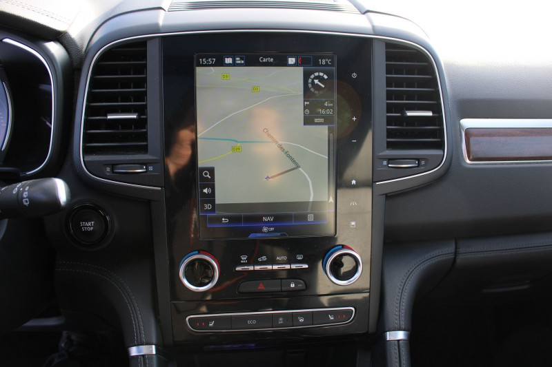 Photo 16 de l'offre de RENAULT KOLEOS II INTENSE 1L7 DCI 150 CV GPS 3D CAMÃRA I-COKPIT USB ATTELAGE TOIT PANO BOITE AUTO à 17990€ chez Bougel transactions