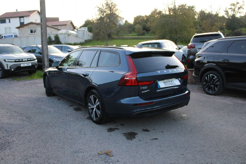 Photo 3 de l'offre de VOLVO V60 BUSINESS 2L D3 150 CV GPS 3D CAMÃRA RE USB I-COKPIT FULL LED ATTELAGE BOITE AUTO à 17500€ chez Bougel transactions