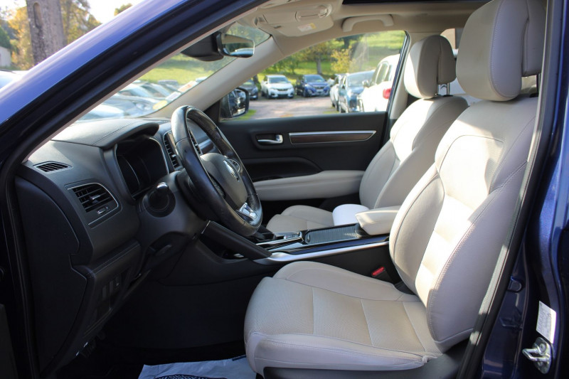 Photo 10 de l'offre de RENAULT KOLEOS II INTENSE 1L7 DCI 150 CV GPS 3D CAMÃRA I-COKPIT USB ATTELAGE TOIT PANO BOITE AUTO à 17990€ chez Bougel transactions