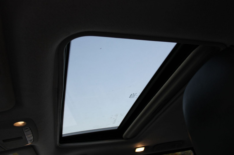 Photo 12 de l'offre de NISSAN NAVARA 2L3 DCI 190 CV DIESEL 4X4 PICK UP CAMÃRA 360 GPS USB FULL LEDS CUIR ABS ATTELAGE à 25900€ chez Bougel transactions