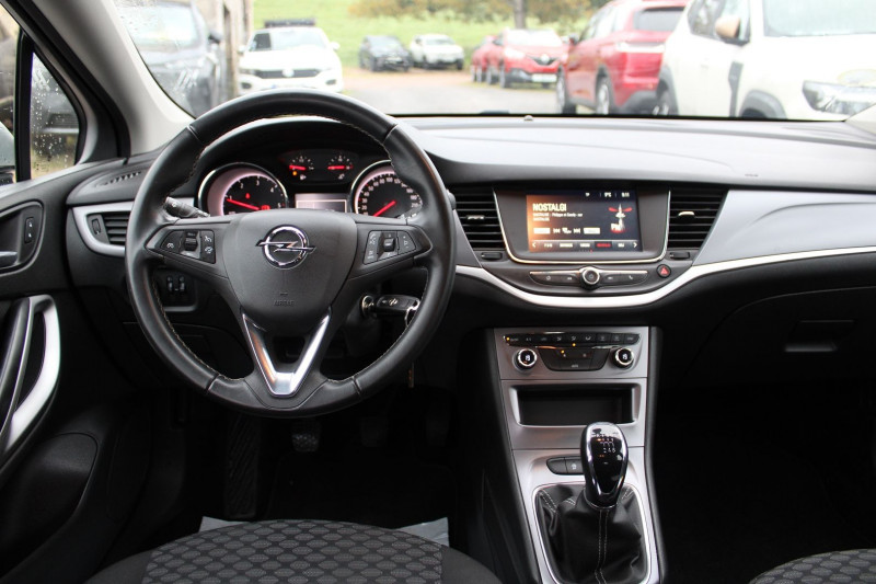 Photo 9 de l'offre de OPEL ASTRA III 1L6 CDTI 110 CV EDITION BOITE 6V DIESEL GPS USB MÃDIA LEDS RÃGULATEUR BLUETOOTH à 10500€ chez Bougel transactions