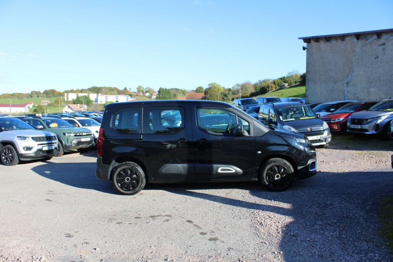 Photo 5 de l'offre de CITROEN BERLINGO 4 BLUEHDI 100 CV FEEL CLIMAT ABS USB ESP RÃGULATEUR BLUETOOTH ORDI DE BORD à 14900€ chez Bougel transactions