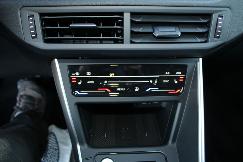 Photo 16 de l'offre de VOLKSWAGEN TAIGO STYLE TSI 116 CV BOITE AUTO DSG-7 à 26990€ chez Bougel transactions