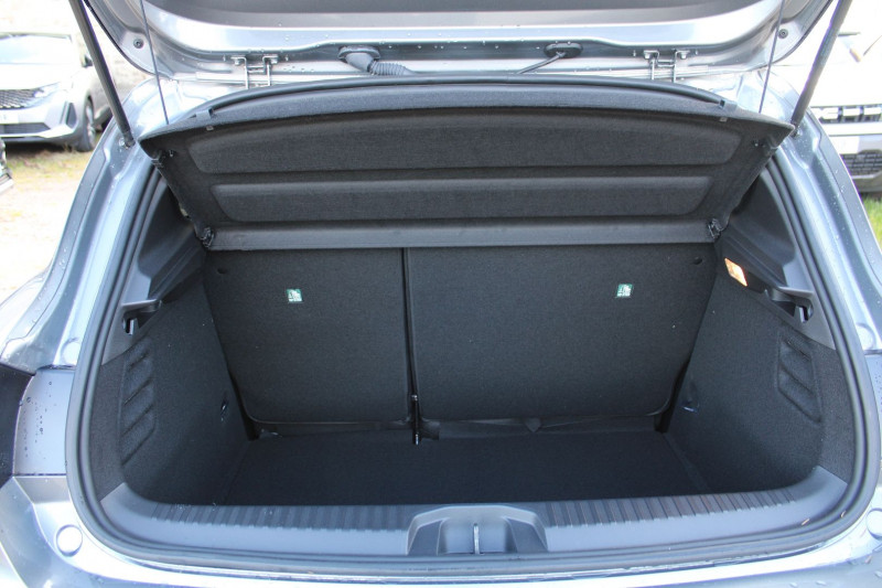 Photo 6 de l'offre de RENAULT CLIO VI TECHNO TCE 90 CV GPS 3D CAMÃRA USB JA 16 I-COKPIT FULL LED BLUETOOTH RÃGULATEUR à 19990€ chez Bougel transactions